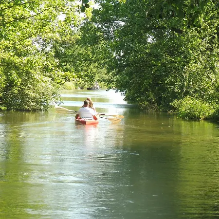 Spreeidyll 아파트 *